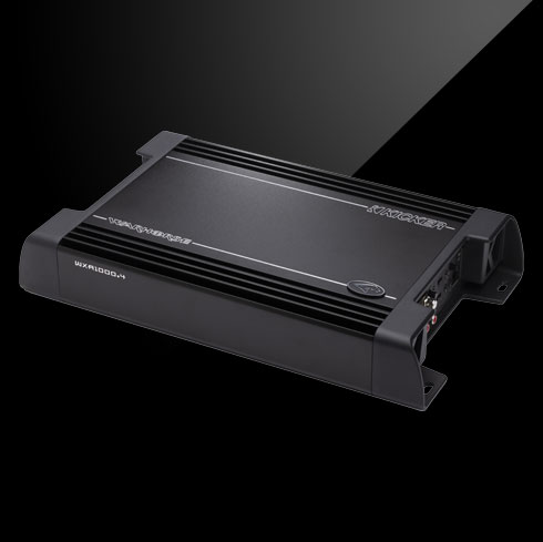 Angled view of Warhorse amplifier.