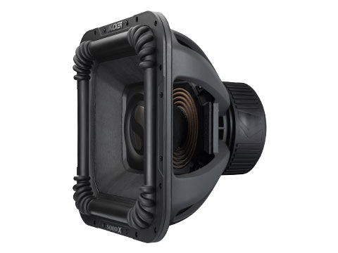 18 inch L7X front three-quarter.