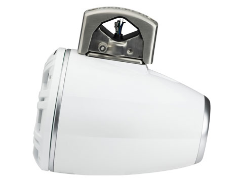 KMTCXL8 White front three-quarter