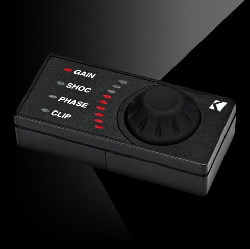 KICKER wireless remote control knob with LED indicators for gain, shock, phase, and clip.